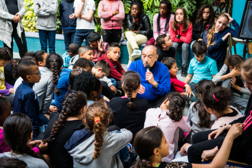 Miguel Angel Estrella et son Quatuor pour la Paix jouent avec "l’orchestre à l’école" de Saint Brieuc (p.10) Miguel Angel Estrella et son Quatuor pour la Paix jouent avec "l’orchestre à l’école" de Saint Brieuc (p.10)