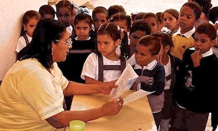 Poésie, arts plastiques... toutes les muses sont chez Frida Poésie, arts plastiques... toutes les muses sont chez Frida