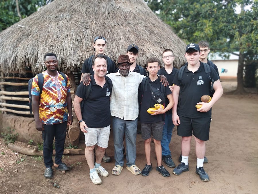 Six jeunes de Redon en stage au Togo