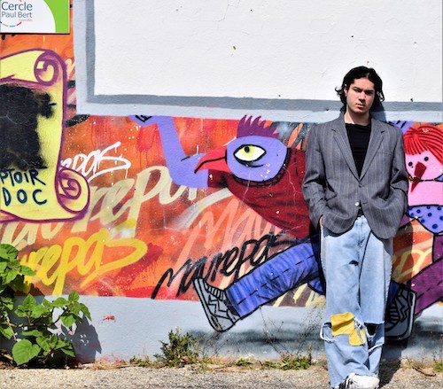 Emanuel Illi Sirpasi, le jeune à l’aise dans ses baskets Emanuel Illi Sirpasi, le jeune à l’aise dans ses baskets