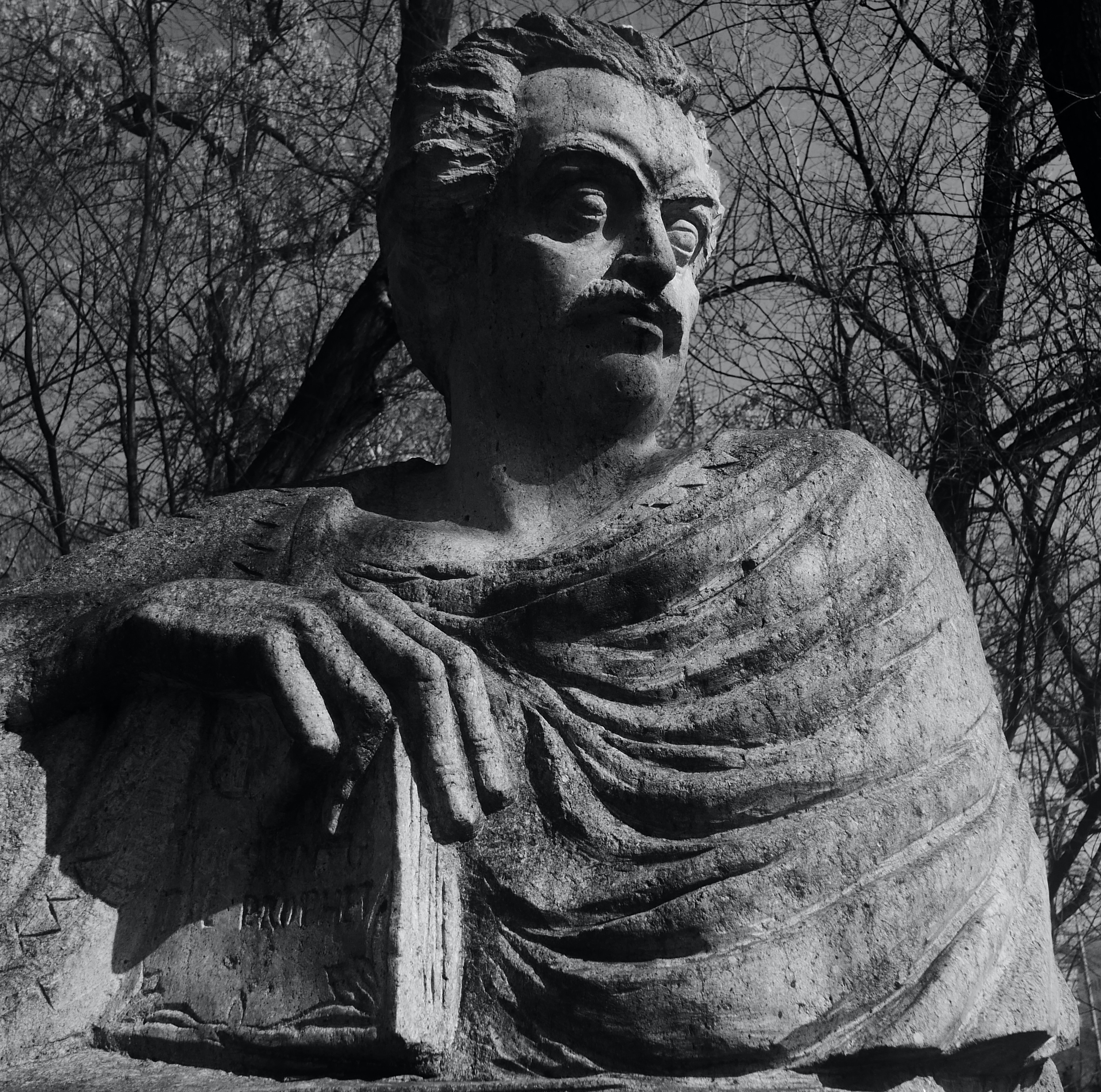 Statue du poète et écrivain Libanais, Gebran Khalil Gebran, Erevan