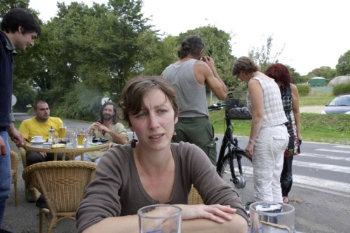 Des maires et leurs municipalités innovent et maintiennent le lien social Des maires et leurs municipalités innovent et maintiennent le lien social