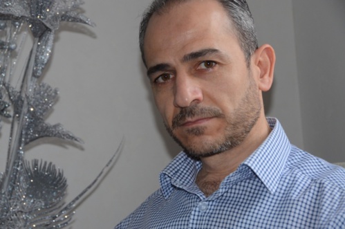 De la prison à l'exil, les combats de Masab Saoud, journaliste syrien