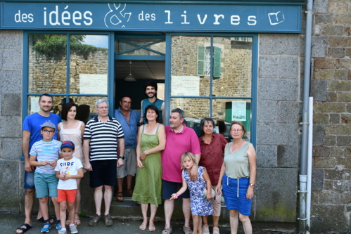 Une partie des bénévoles Une partie des bénévoles