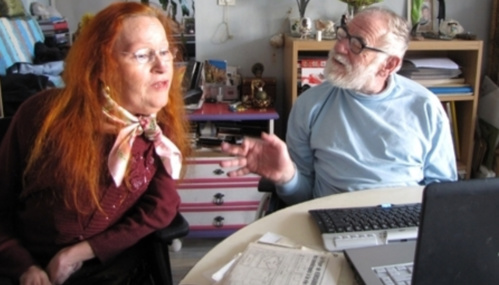 De longs moments de discussion. De longs moments de discussion.