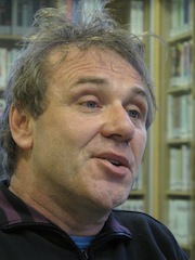L'éducateur-philosophe-militant aime les parents de banlieue L'éducateur-philosophe-militant aime les parents de banlieue