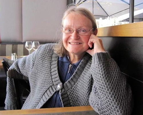 Institutrice à la retraite, Armelle milite pour l'alphabétisation Institutrice à la retraite, Armelle milite pour l'alphabétisation