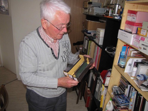 Alain, à 78 ans, "techno solidaire" Alain, à 78 ans, "techno solidaire"