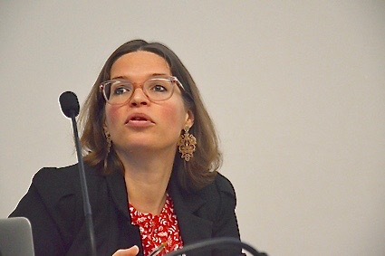 Maud Chirio, historienne, est Maître de conférence à l'Université de Paris Est- Marne La Vallée Maud Chirio, historienne, est Maître de conférence à l'Université de Paris Est- Marne La Vallée