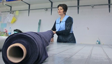 Les anciennes de New Man, leur chemise citoyenne et leur emploi à recoudre chaque jour Les anciennes de New Man, leur chemise citoyenne et leur emploi à recoudre chaque jour