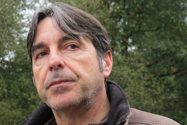 Il combat le monstre de Brocéliande Il combat le monstre de Brocéliande