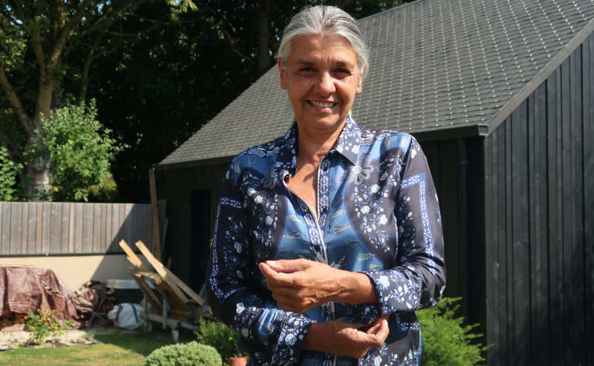 Alors, un jour, Hélène découvrit le cheval thérapeute Alors, un jour, Hélène découvrit le cheval thérapeute