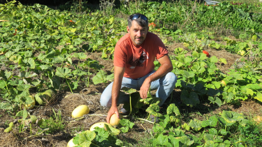 Jérôme a la nature, l’autonomie et le lien social pour horizon Jérôme a la nature, l’autonomie et le lien social pour horizon