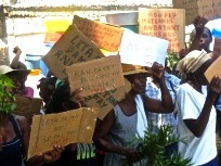 « Stop aux expulsions forcées en Haïti »
