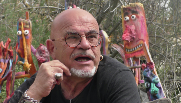 Moss, l'ex-braqueur devenu artiste singulier, généreux, sans masque Moss, l'ex-braqueur devenu artiste singulier, généreux, sans masque