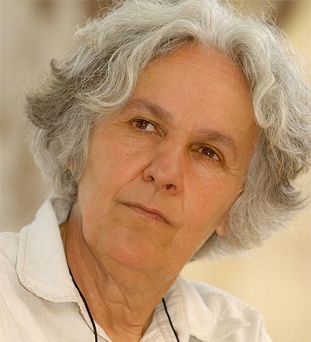 Les exigeants vœux de bonheur d'Ariane Mnouchkine Les exigeants vœux de bonheur d'Ariane Mnouchkine