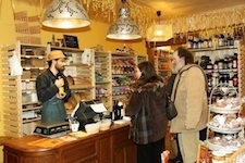 Voir l'article Voir l'article