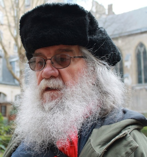 Les gens seuls, à Paris, la nuit : Pedro Meca est là, tout simplement