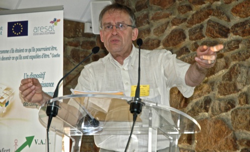 Pédagogue par conviction, philosophe par état, paysan par essence Pédagogue par conviction, philosophe par état, paysan par essence