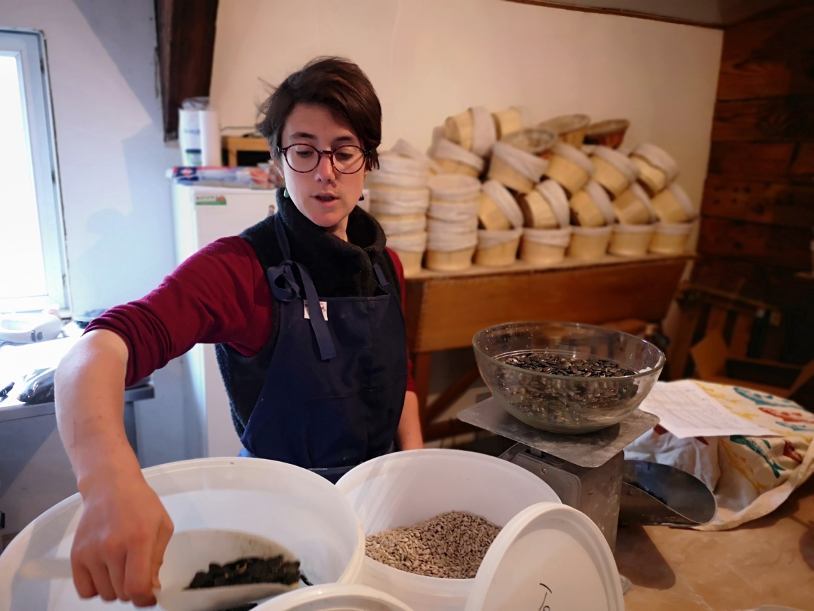 Maëla Naël pratique et propose  la ferme collective