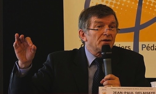 « Les écarts de réussite se sont creusés de façon insupportable au sein de l’école » « Les écarts de réussite se sont creusés de façon insupportable au sein de l’école »