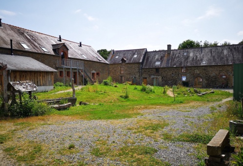 A l’écohameau, un dialogue permanent pour mieux vivre ensemble A l’écohameau, un dialogue permanent pour mieux vivre ensemble