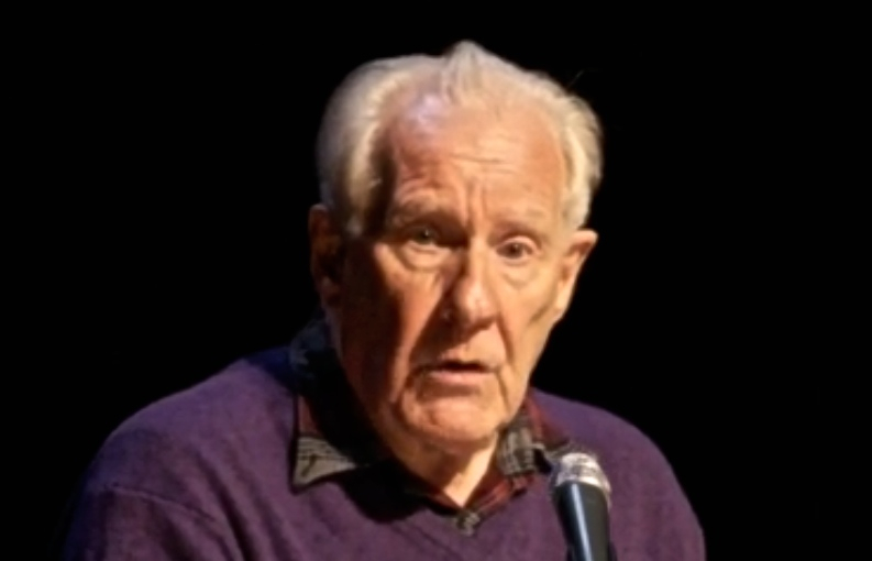 Après les attentats : la pensée éclairante du philosophe Alain Badiou Après les attentats : la pensée éclairante du philosophe Alain Badiou