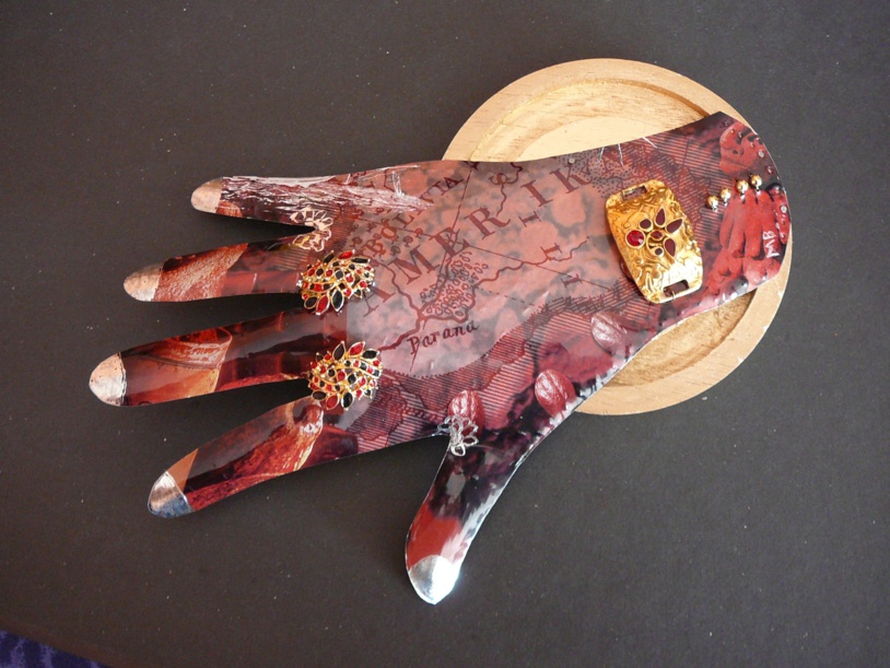 Martine, grand mère Mina,  écrit et conte des "histoires d'amour" Martine, grand mère Mina,  écrit et conte des "histoires d'amour"