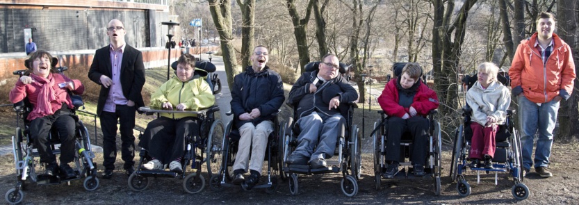 En Suède, Magnus et ses amis polyhandicapés dirigent leur association En Suède, Magnus et ses amis polyhandicapés dirigent leur association
