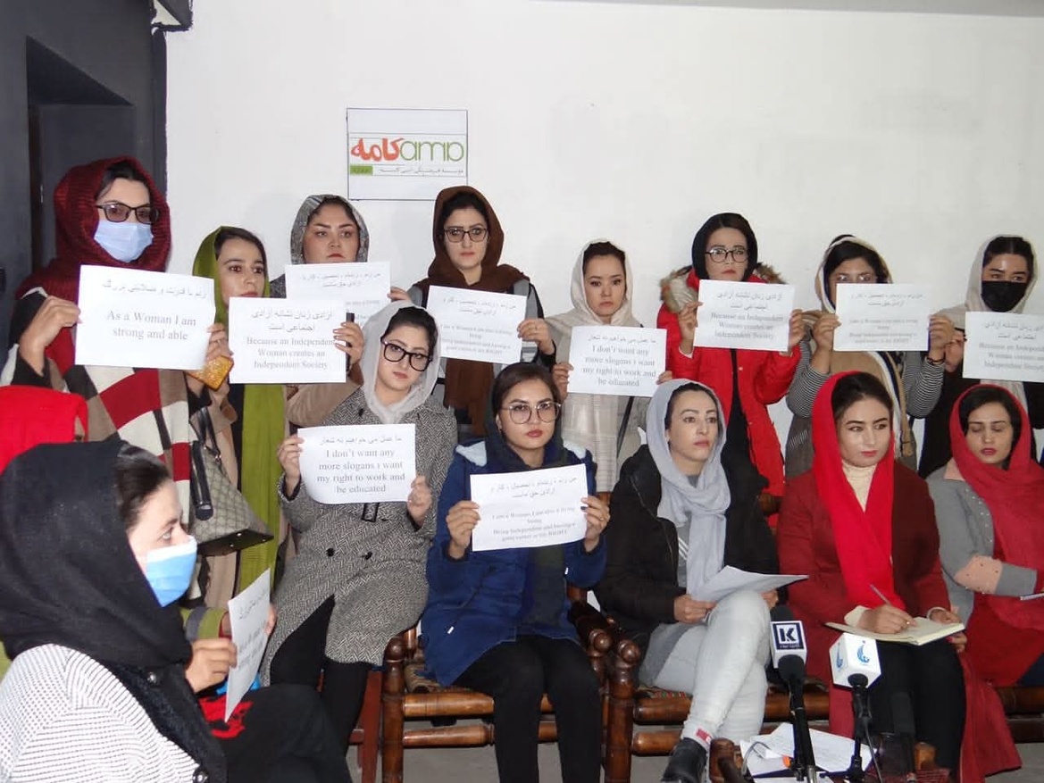 Lutter, fuir, survivre... la résistance de Zarifa, militante afghane Lutter, fuir, survivre... la résistance de Zarifa, militante afghane