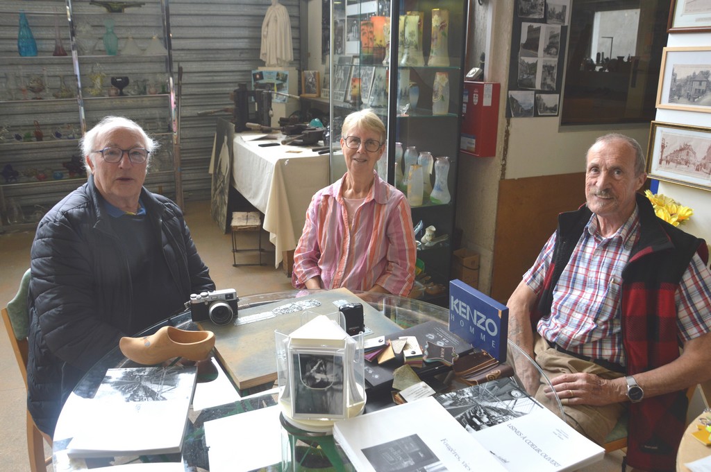 Cinq personnes gèrent l'association : Gérard Fourel, Nelly et Michel Evrard, (Jean Hérisset et Emmanuelle absents de la photo)