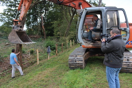 Scène de tournage lors de la Journée des bénévoles (à la caméra, Marvin Michielini)