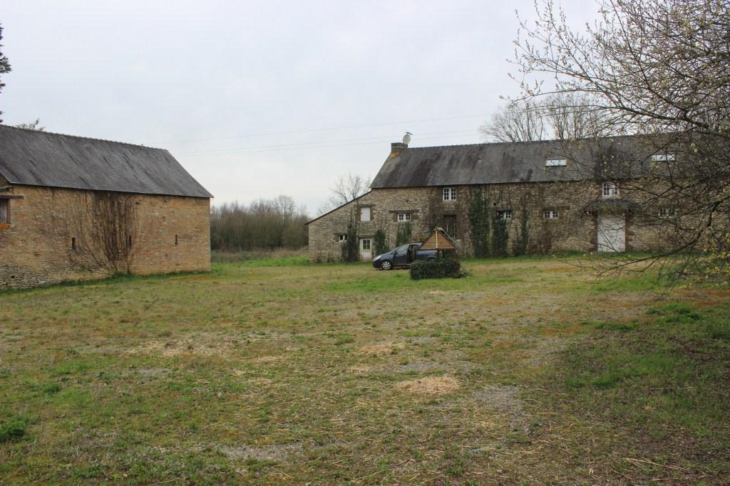 Les anciens bâtiments de la ferme de Cranhouët cherchent toujours un locataire...
