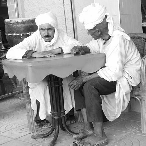 Photo : les amis marocains du "Berbère Blanc"