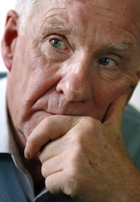 La leçon de bonheur d’Alain Badiou, philosophe rebelle La leçon de bonheur d’Alain Badiou, philosophe rebelle