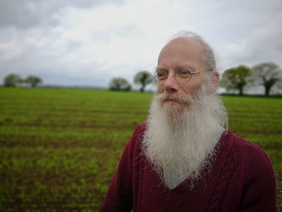 Antoine Marin, devenu artisan semencier à Trémargat dans les Côtes-d'Armor.