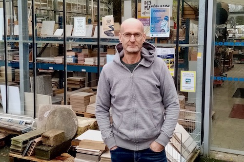 Guillaume, anthropologue et praticien de l'éducation populaire.