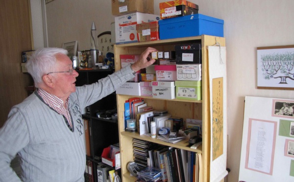 Alain, à 78 ans, "techno solidaire"