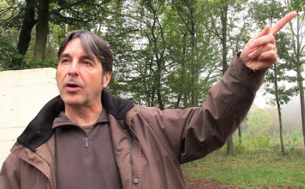 Il combat le monstre de Brocéliande