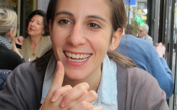Soazig, 24 ans, offre son savoir aux petites entrepreneures du Sud
