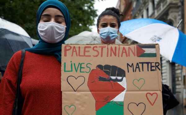 ​Dans la société palestinienne, le début d’une intifada électronique ?