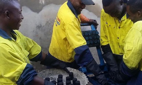 Les jeunes africains mènent le combat pour l'environnement