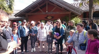 Deux bus ont été nécessaires pour le zoo de Champrépus (Manche) Deux bus ont été nécessaires pour le zoo de Champrépus (Manche)