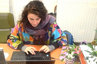 Bérénice Huvet, médiatrice d'insertion sociale et professionnelle, assure l’accueil, le suivi individualisé des femmes et des activités d’insertion. Bérénice Huvet, médiatrice d'insertion sociale et professionnelle, assure l’accueil, le suivi individualisé des femmes et des activités d’insertion.