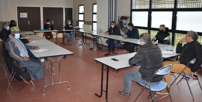 Dès le dimanche 11 avril plusieurs représentants de mosquées de Rennes se sont réunis 