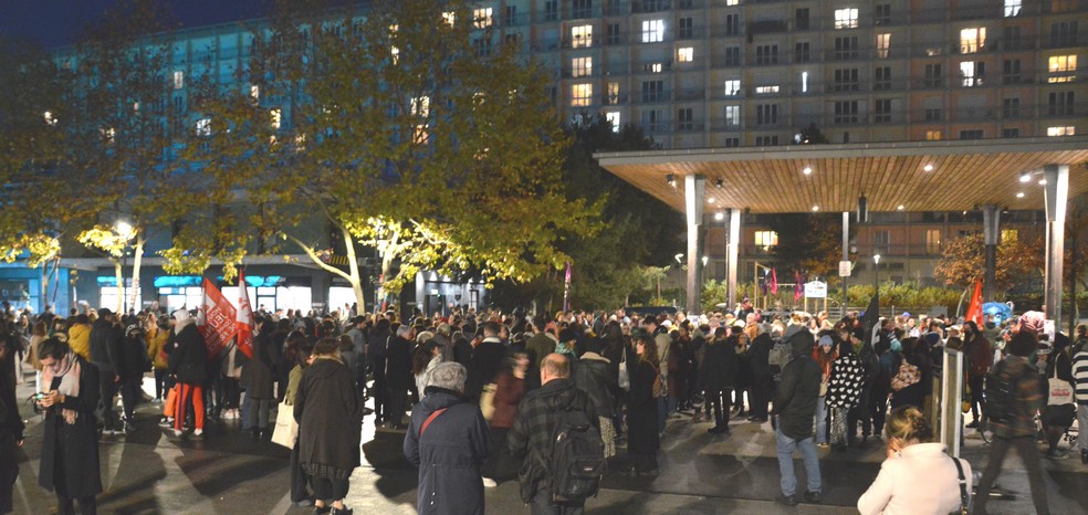 Le rassemblement sur la dalle Kennedy