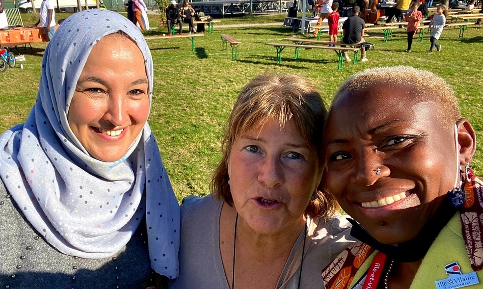 Fatima, Monique, Régine, trois des femmes du Collectif Kuné, à l'origine de la formation à l'écoute.