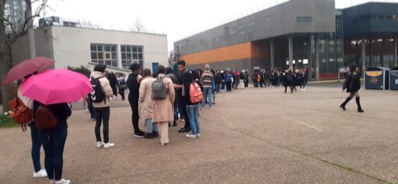 Files d'étudiants à Rennes2 pour l'aide alimentaire (mercredi 16 mars 16h)